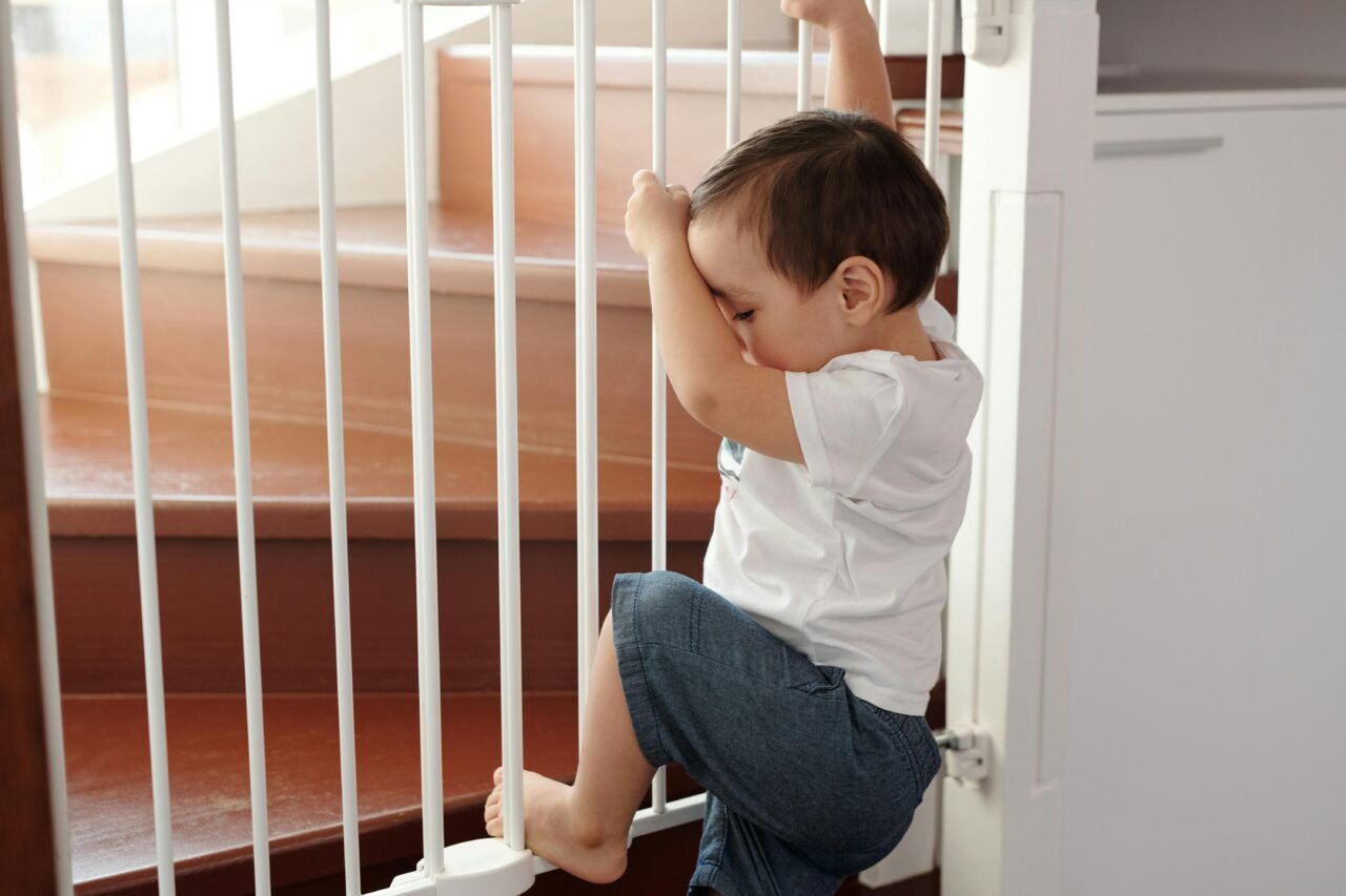 Toddler-Safety-Guards-Matter-1280x853.jpg